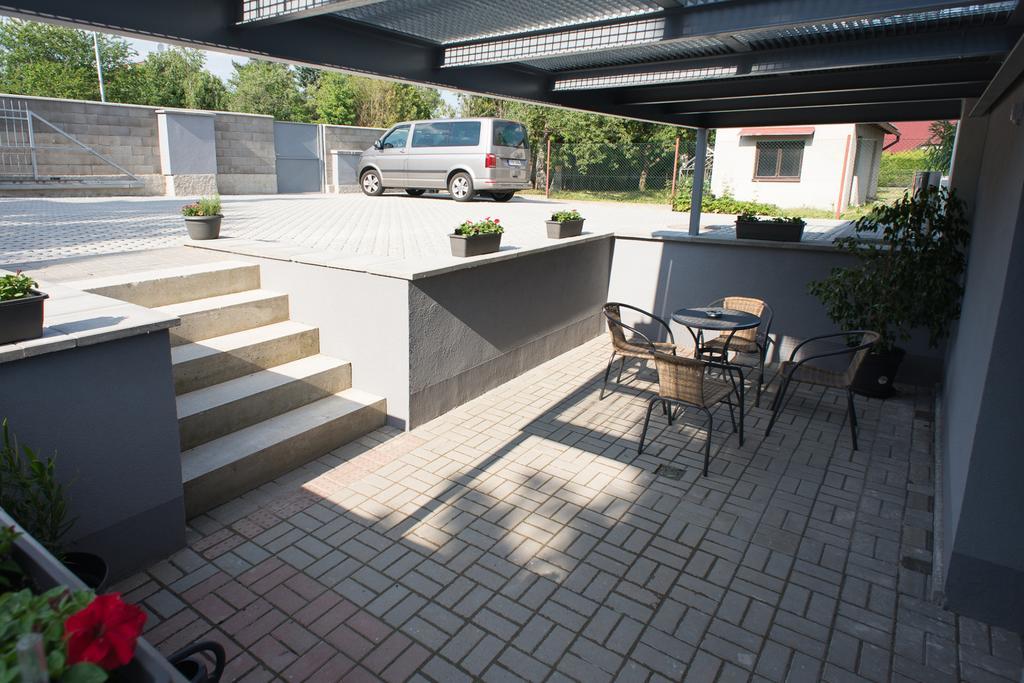 Apartmany Jindrichuv Hradec Exterior photo